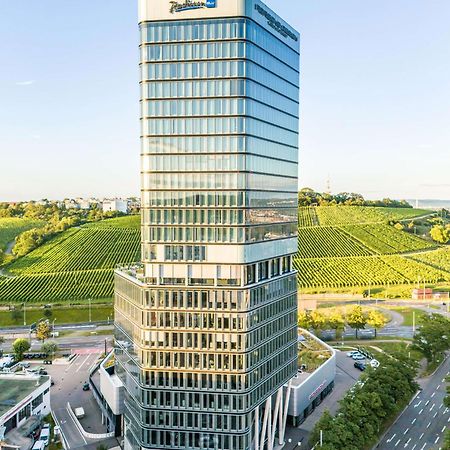 Radisson Blu Hotel At Porsche Design Tower 슈투트가르트 외부 사진